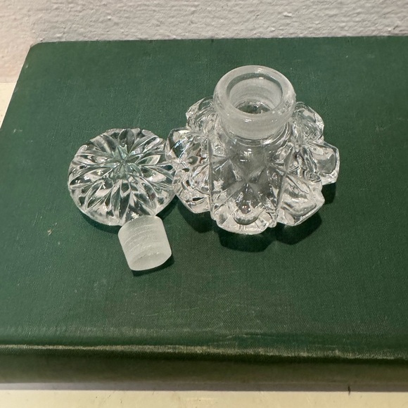 Vintage Lead Cut Crystal Perfume Bottle - Picture 7 of 9